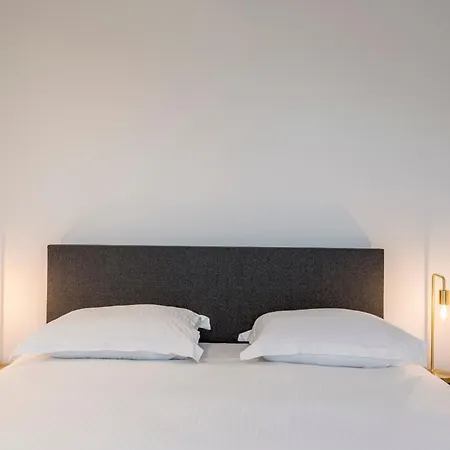 Prime Location, Stylish Duplex, 5pax Apartamento *